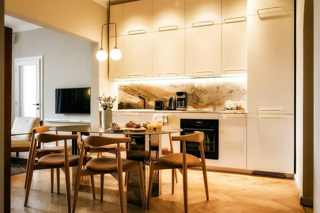 דירות בוקרשט Luxurious Huge Flat With Large Terrace 0*,  רומניה